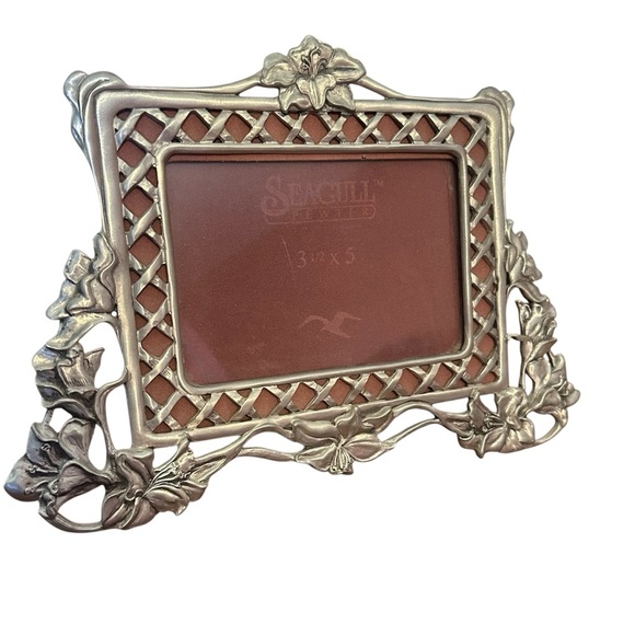Vintage Seagull Pewter Frame Lattice & Floral Wedding Gift Photo Size 3.5” x 5” - Picture 1 of 9